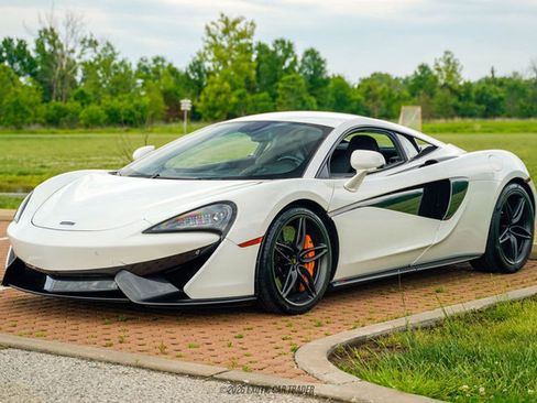 Used 2017 McLaren 570S Coupe RWD image 14