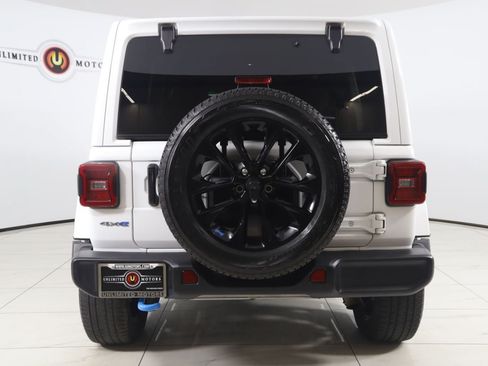 Used 2023 Jeep Wrangler Unlimited Sahara w/ Cold Weather Group AWD/4WD image 46