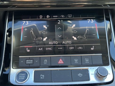 Used 2023 Audi Q7 3.0T Premium w/ Convenience Package image 30