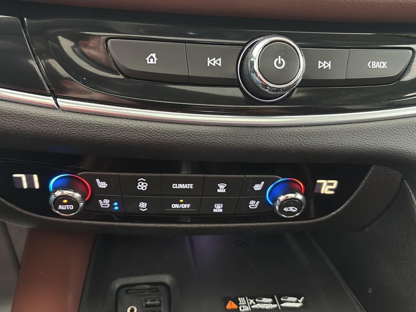 Used 2021 Buick Enclave Avenir w/ Avenir Technology Package AWD/4WD image 21