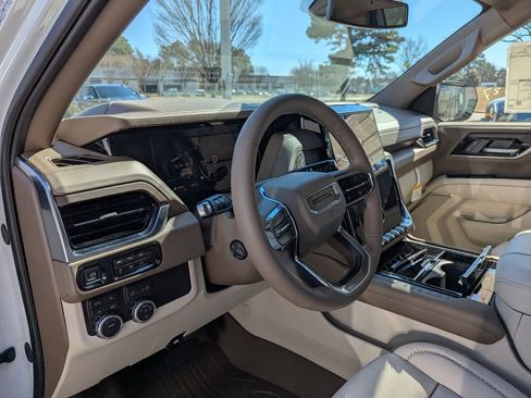 New 2026 GMC Yukon XL Denali w/ Sun & Power Step Package image 9