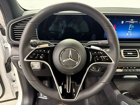 Used 2025 Mercedes-Benz GLE 450e 4MATIC image 12