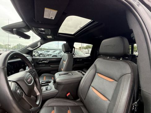 Used 2022 GMC Sierra 1500 AT4 w/ AT4 Premium Package image 27