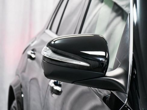 Used 2024 Mercedes-Benz GLE 350 4MATIC image 73