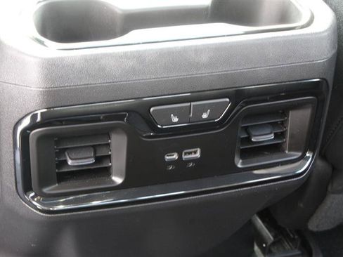 Used 2022 Chevrolet Silverado 1500 ZR2 image 25