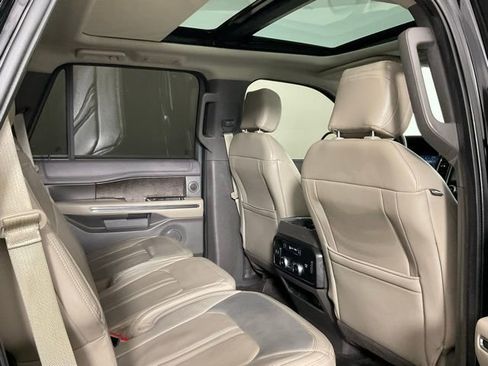Used 2018 Ford Expedition Limited w/ Equipment Group 301A image 23