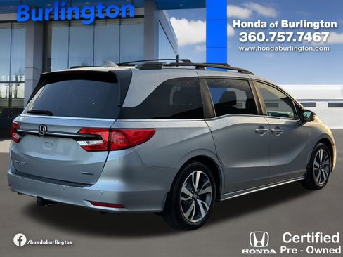 Certified 2024 Honda Odyssey Touring image 7