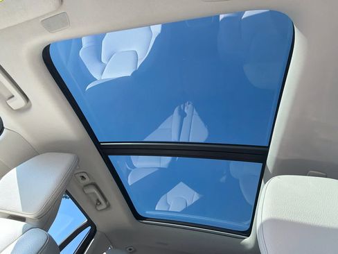 Certified 2024 Volvo XC90 B5 Core w/ Protection Package Premier image 32