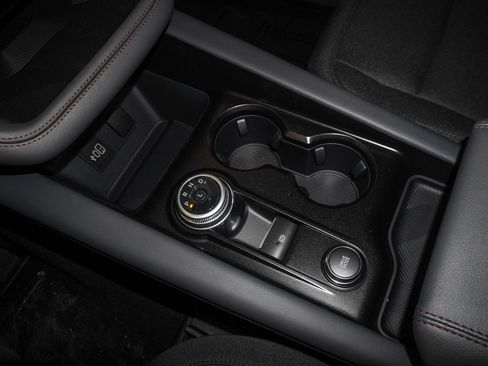 New 2026 Ford Explorer Active image 33