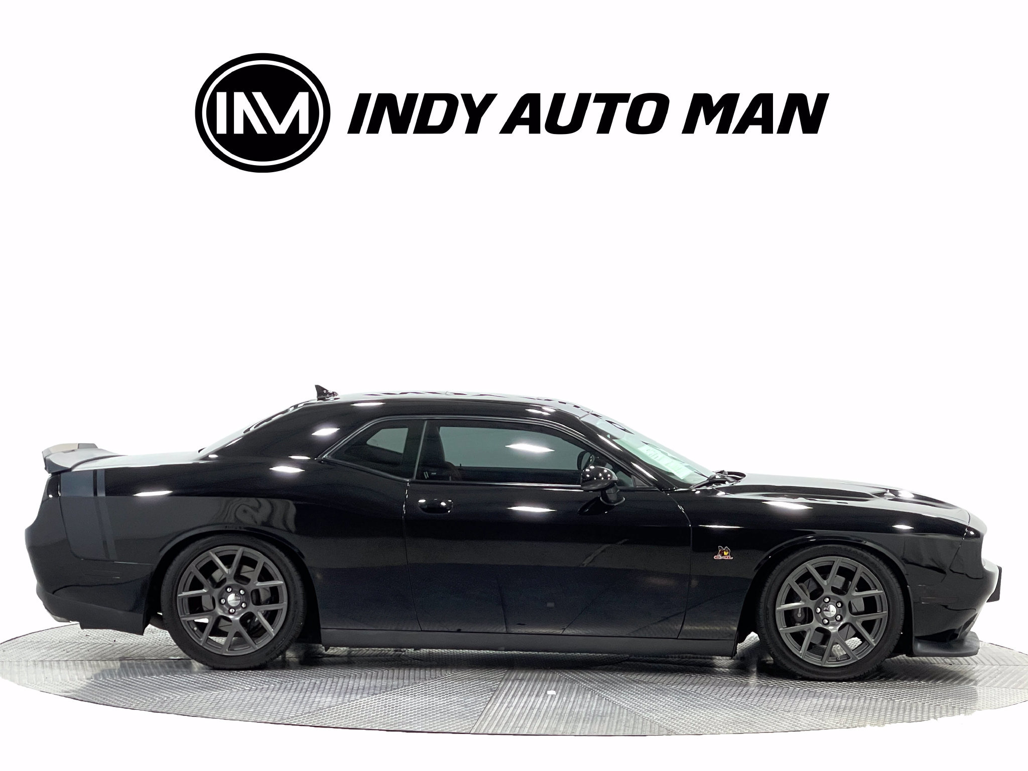 Used 2016 Dodge Challenger R/T Scat Pack w/ Leather Interior Group RWD image 3
