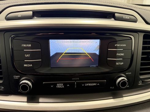 Used 2016 Kia Sorento LX AWD/4WD image 33