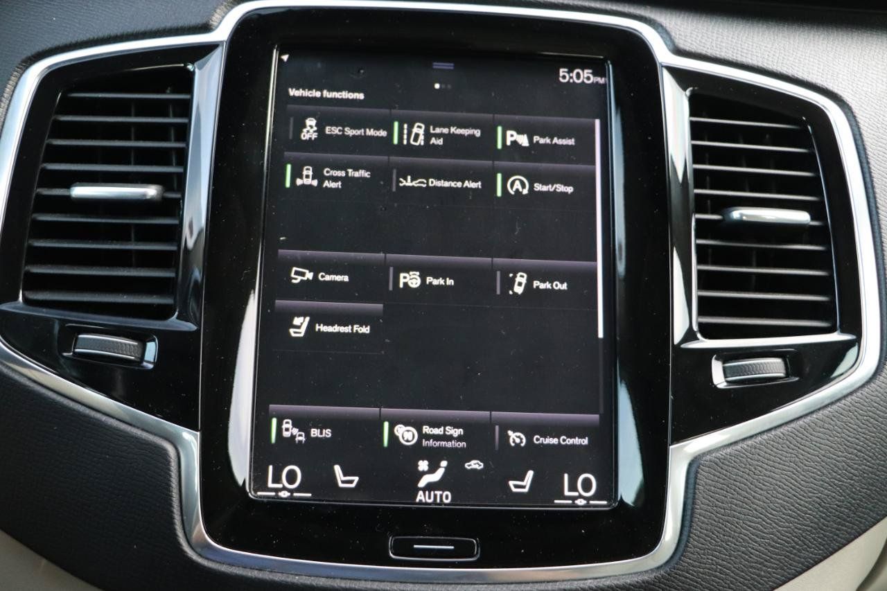 Used 2018 Volvo XC90 T6 Momentum w/ Convenience Package AWD/4WD image 22