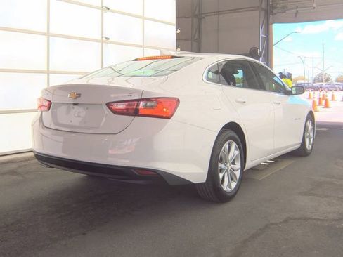 Used 2023 Chevrolet Malibu LT FWD image 2