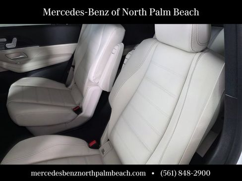 New 2026 Mercedes-Benz GLS 580 4MATIC image 14