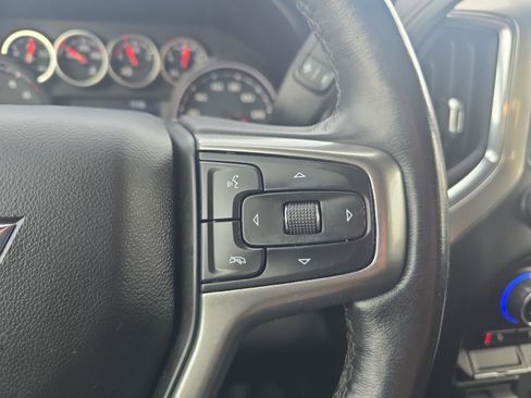 Used 2021 Chevrolet Silverado 1500 LT w/ Convenience Package II image 26