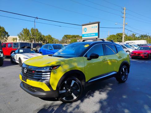 Used 2025 Nissan Kicks SR w/ Illumination Package image 91