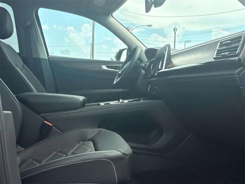 New 2026 Volkswagen Atlas SE image 14