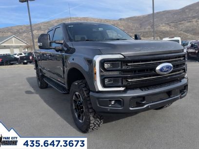 New 2026 Ford F350 Platinum w/ Tremor Off-Road Package