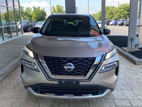 Certified 2023 Nissan Rogue Platinum w/ Platinum Premium Package AWD/4WD image 2