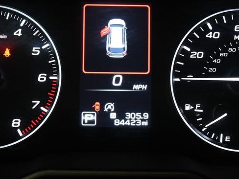 Used 2025 Subaru Outback Onyx Edition AWD/4WD image 8