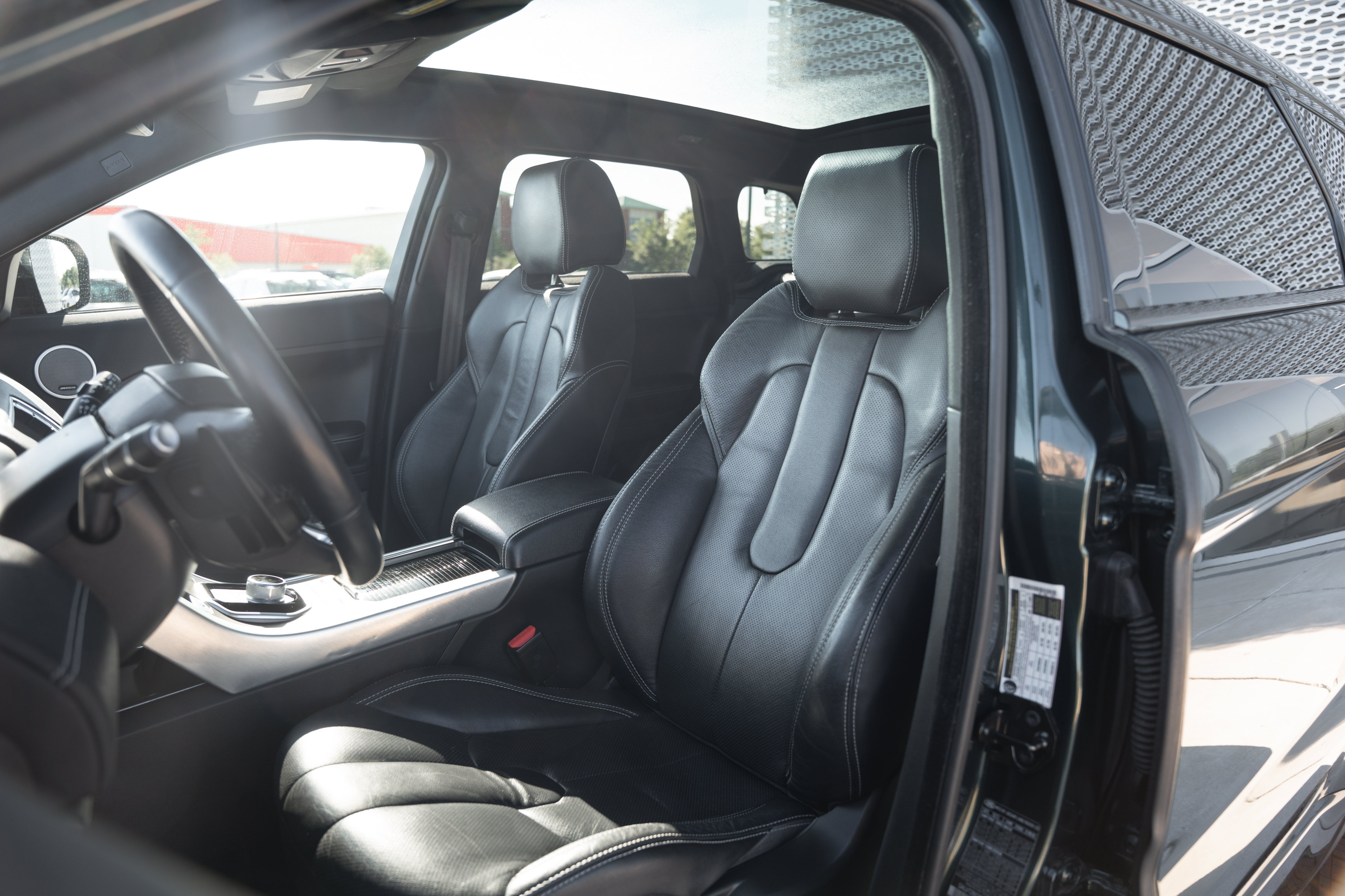 Used 2013 Land Rover Range Rover Evoque Dynamic AWD/4WD image 19
