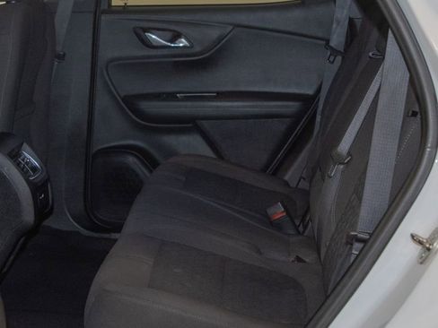 Used 2020 Chevrolet Blazer LT w/ LPO, Black Grille Bar Package image 4