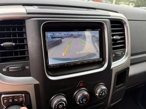 Used 2019 RAM 1500 Classic SLT AWD/4WD image 23