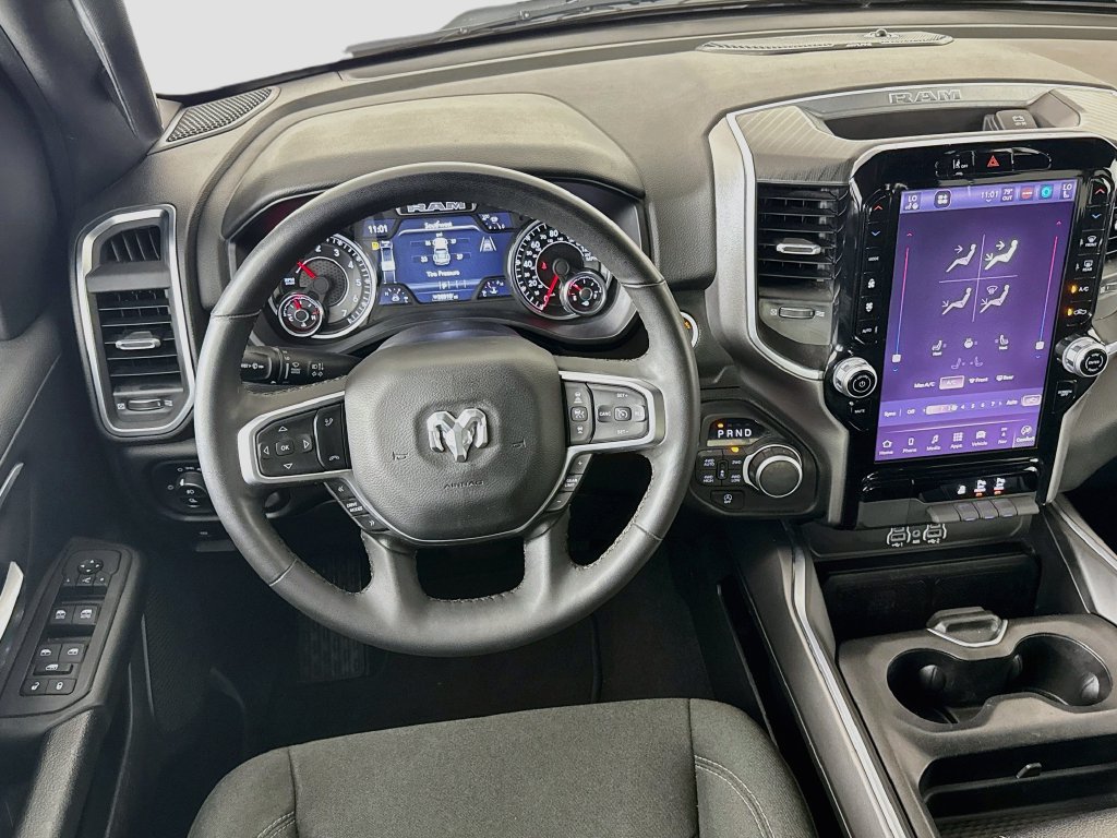 Used 2025 RAM 1500 Big Horn AWD/4WD image 23