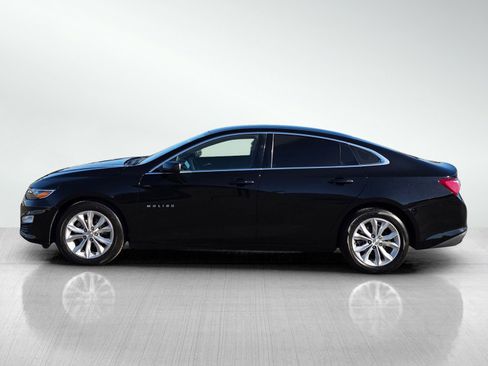 Used 2021 Chevrolet Malibu LT image 4