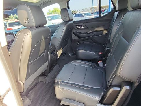 Certified 2019 Chevrolet Traverse Premier w/ Redline Edition image 18