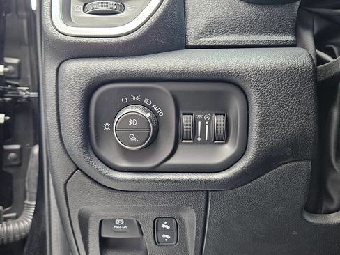 Used 2022 RAM 1500 Laramie AWD/4WD image 20