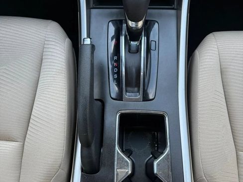 Used 2015 Honda Accord LX image 13