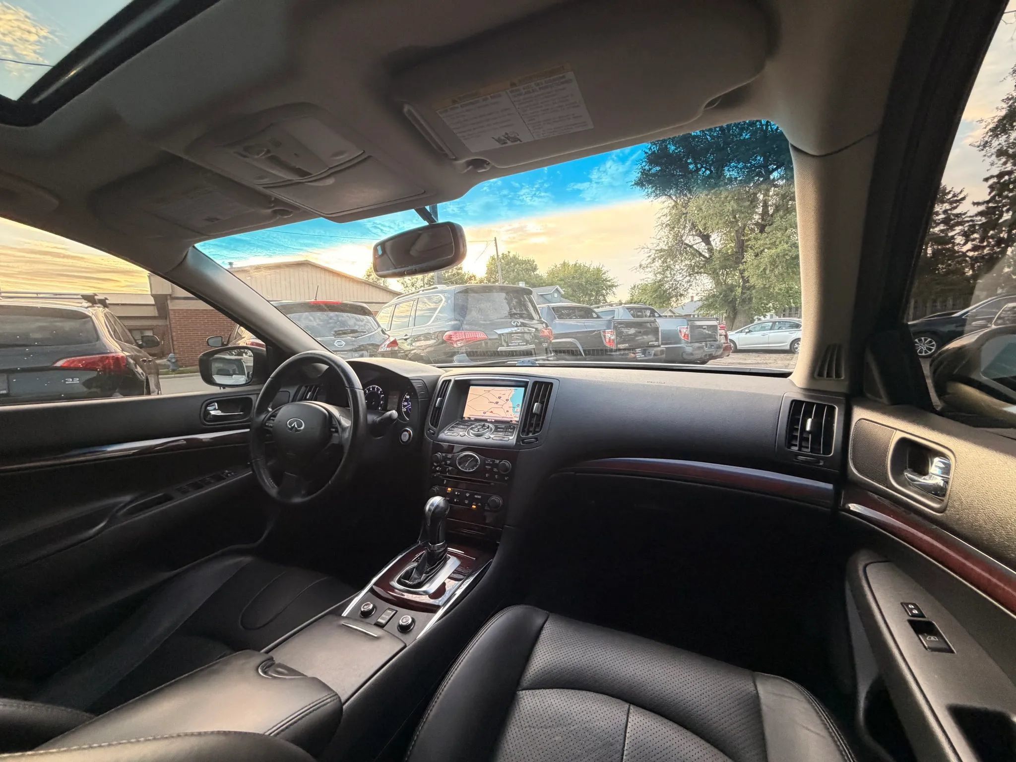 Used 2012 INFINITI G37 x Sedan w/ Premium Pkg AWD/4WD image 28