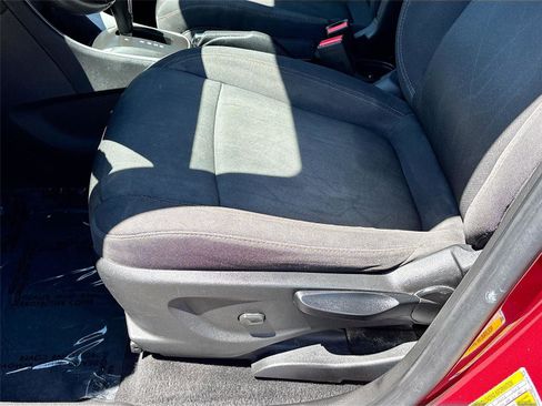 Used 2019 Chevrolet Trax LT FWD image 18