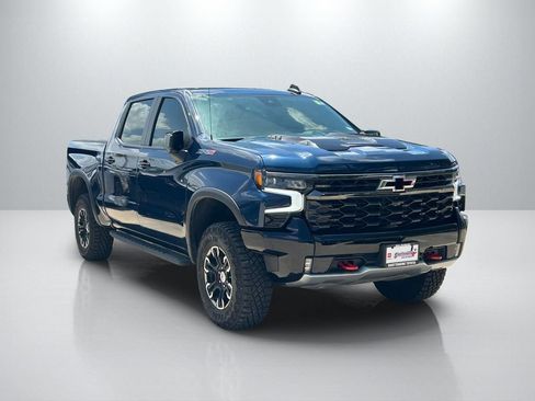 Used 2023 Chevrolet Silverado 1500 ZR2 AWD/4WD image 3