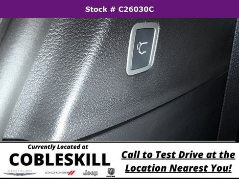 New 2026 Chrysler Pacifica Select w/ S Appearance Package AWD/4WD image 14
