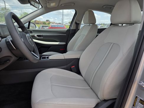 Certified 2025 Hyundai Sonata SEL FWD image 14
