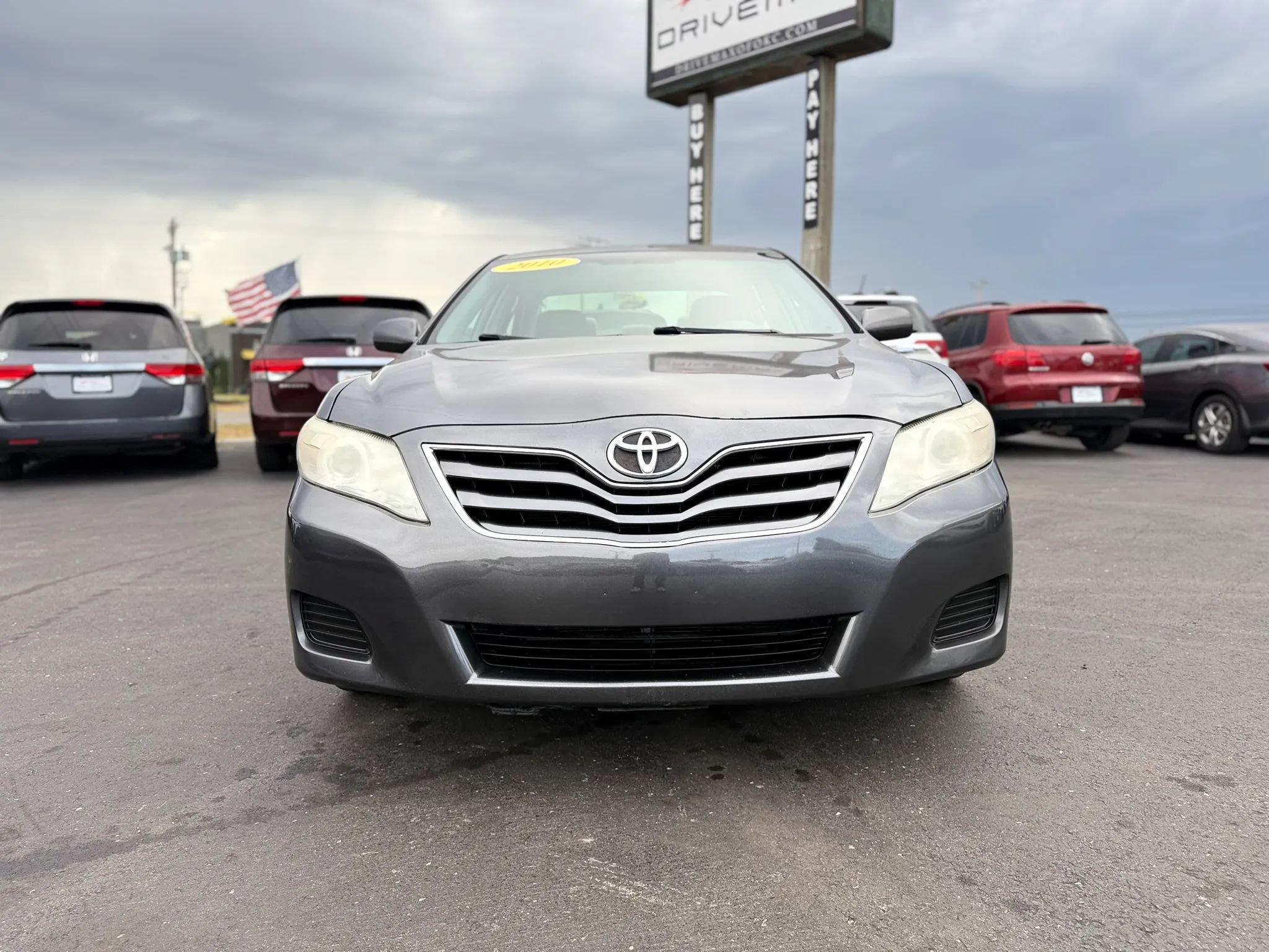 Used 2010 Toyota Camry LE FWD image 11