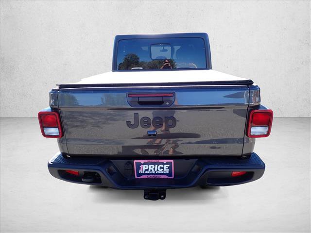 Used 2022 Jeep Gladiator Sport AWD/4WD image 3