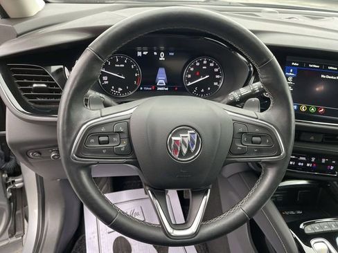 Used 2023 Buick Envision Avenir image 14