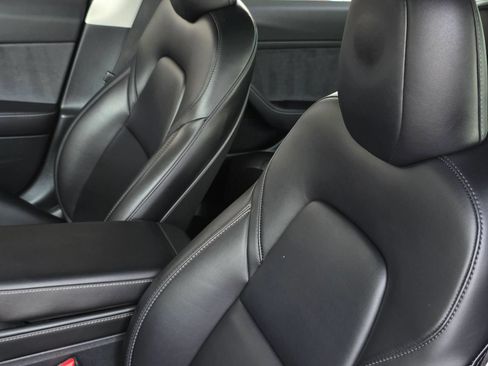 Used 2023 Tesla Model 3 Standard Range RWD image 25