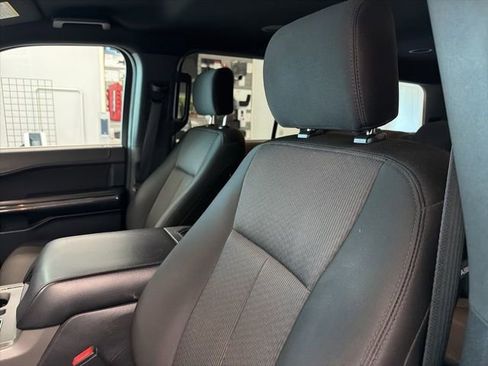 Used 2018 Ford Expedition XLT w/ Cargo Package image 15