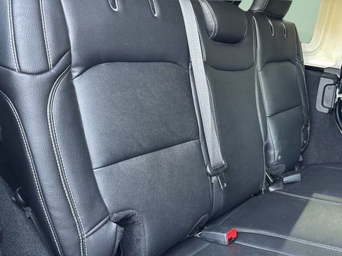 Certified 2022 Jeep Wrangler Unlimited Sport w/ Xtreme Recon 35" Tire Package image 37