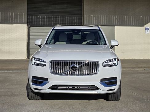 New 2025 Volvo XC90 T8 Plus w/ Protection Package Premier image 6
