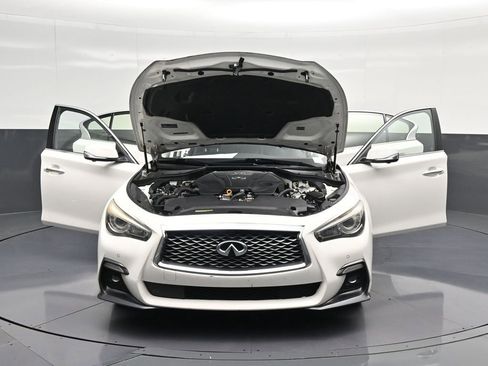 Used 2019 INFINITI Q50 Signature Edition w/ Cargo Package (L96) RWD image 34