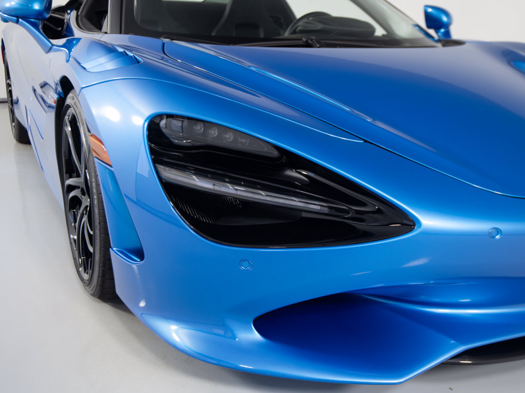 Used 2024 McLaren 750S Spider RWD image 41