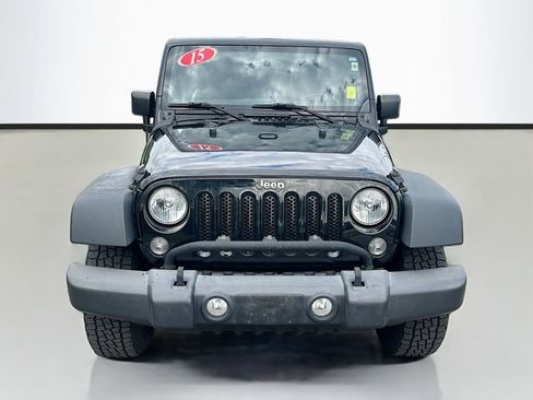 Used 2015 Jeep Wrangler Unlimited Sport w/ Quick Order Package 23S AWD/4WD image 4