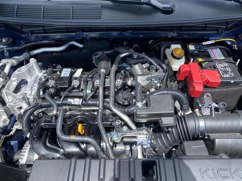 Used 2026 Nissan Kicks SV FWD image 10
