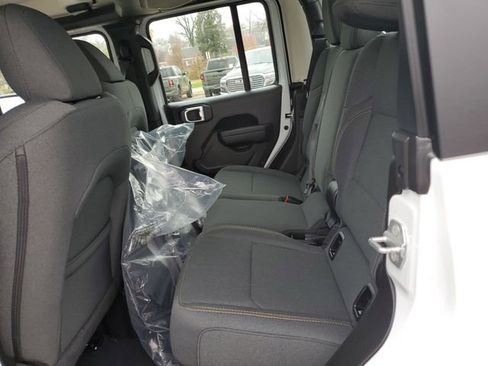 New 2026 Jeep Gladiator Sport image 13