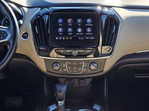 Used 2023 Chevrolet Traverse LT w/ LT Premium Package image 17